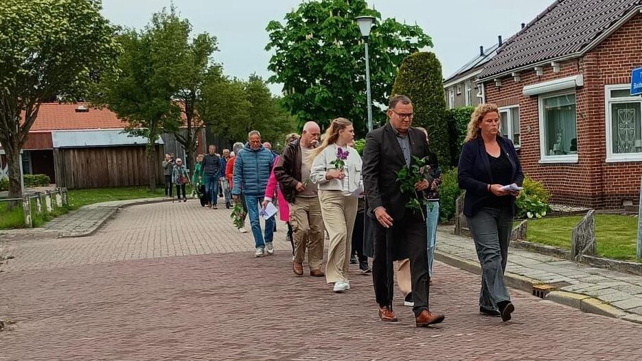 Dodenherdenking Meeden 2026. Wethouder Mellies.
