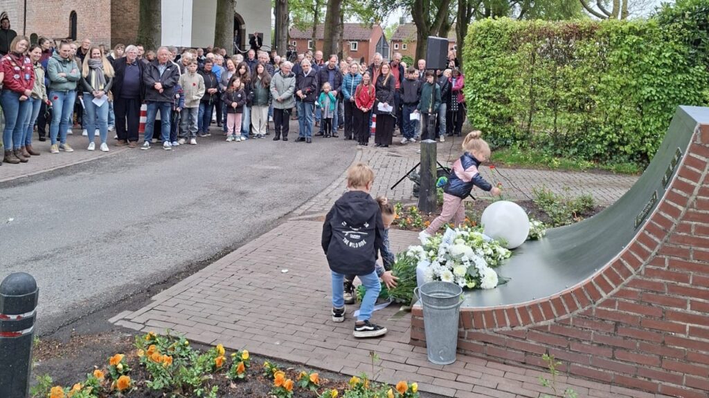 Dodenherdenking Hellum 2026