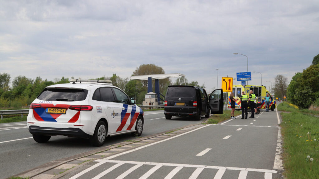 Scooterongeval op Rijksweg West in Westerbroek