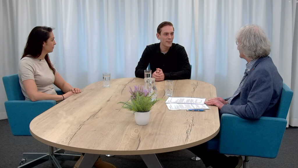 Kristianne Elzinga van Gemeentebelangen Midden-Groningen en Max Versluis van de VVD