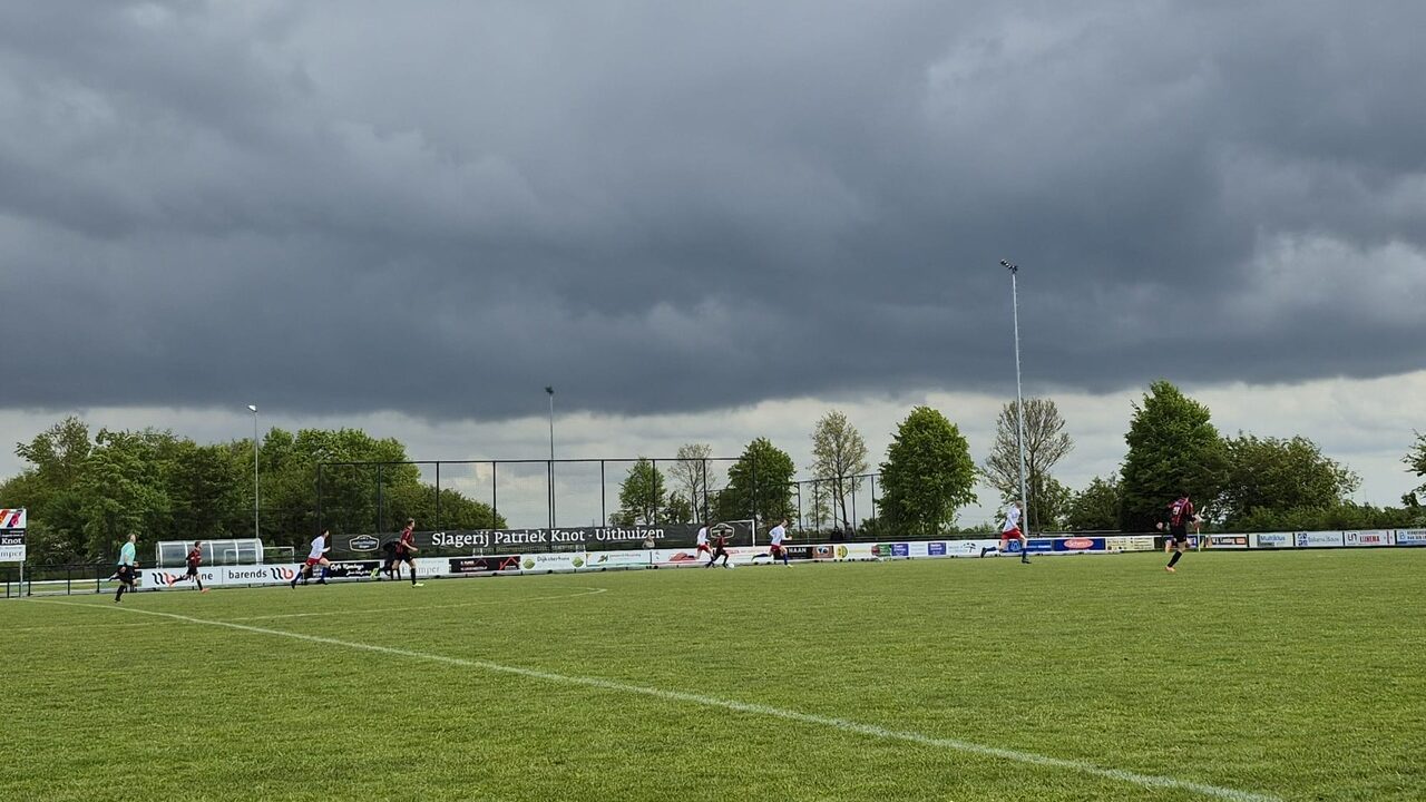 VV Hoogezand 1 veilig na winst op Corenos