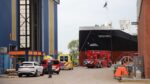 Hulpdiensten massaal naar scheepswerf