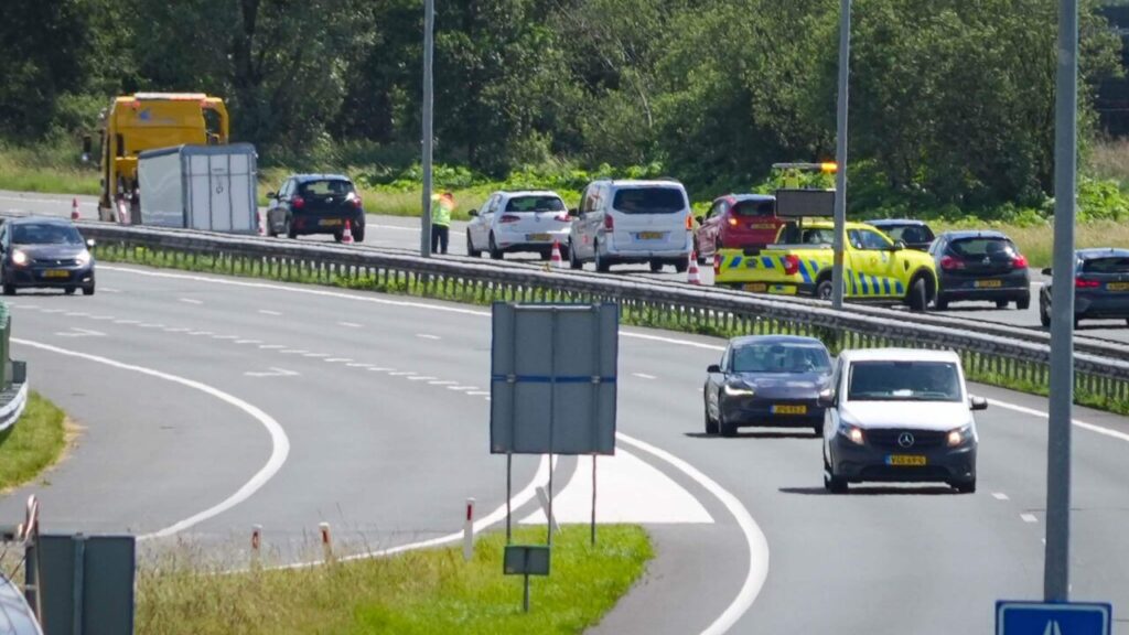 aanhanger los A7 bij Westerbroek