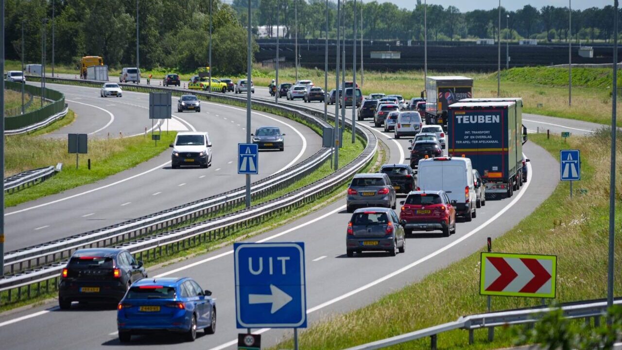 aanhanger los A7 bij Westerbroek