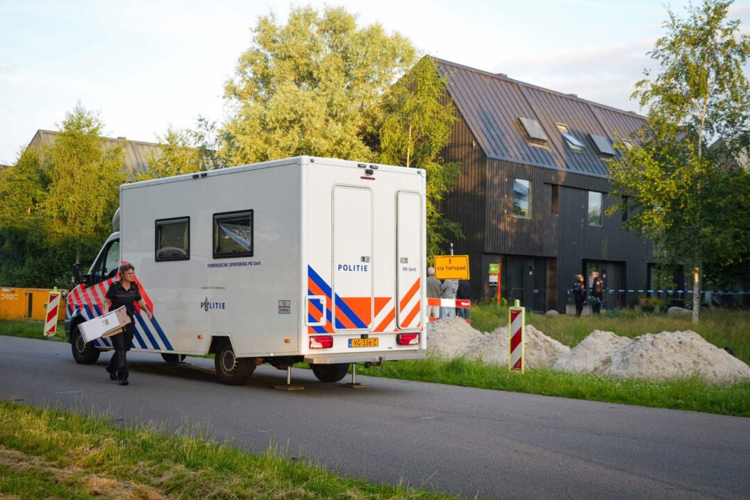 2 doden gevonden in woning in Meerstad