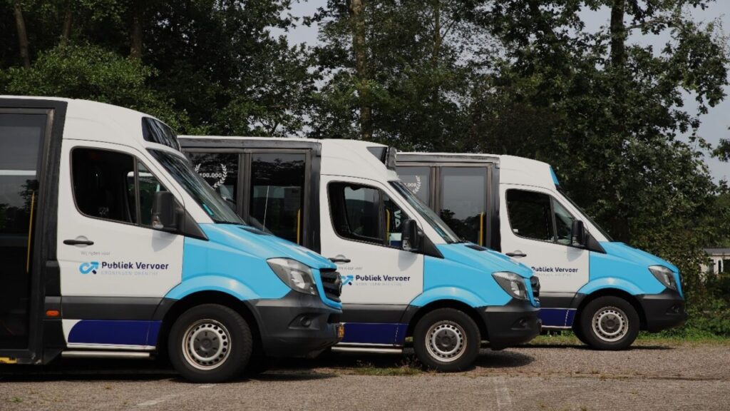 3 bussen Stadsvervoer HS