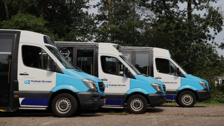 3 bussen Stadsvervoer HS