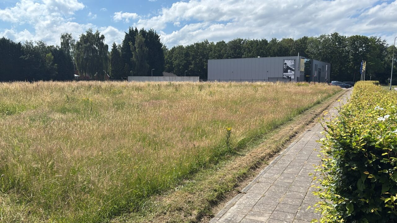 Kavel naast Hubo Slochteren