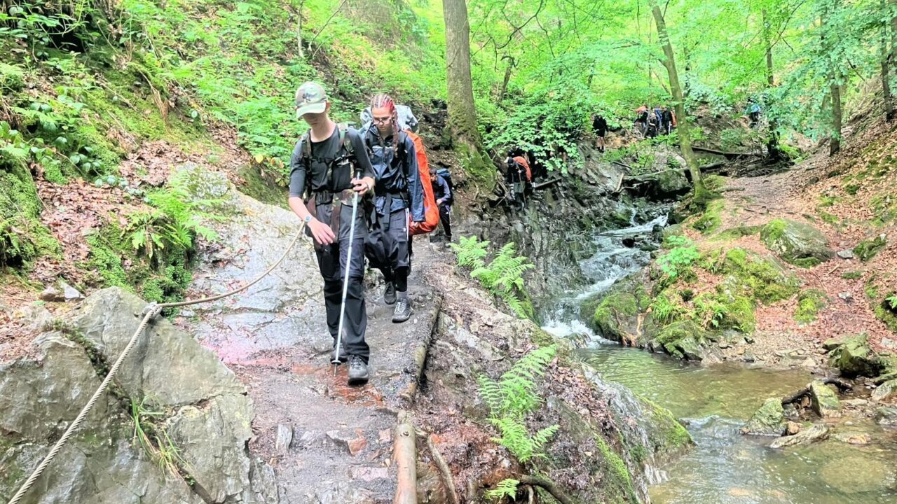 Leerlingen Aletta survivalen in de Ardennen