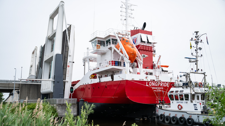 Transport Longpride, scheepswerf in Foxhol zorgt voor files