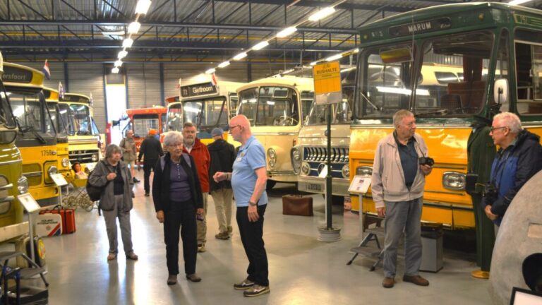 Bron: Nationaal Busmuseum Hoogezand