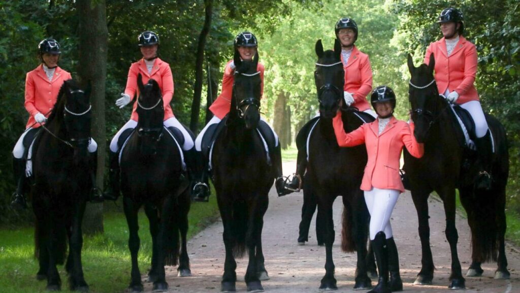 Friezen showteam Siddeburen