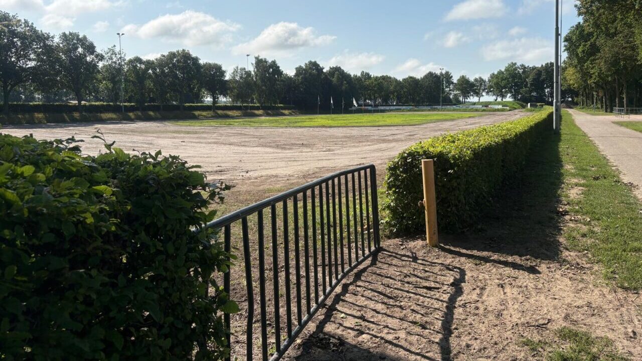Sportpark Siddeburen. ijsbaan, grasbaanraces