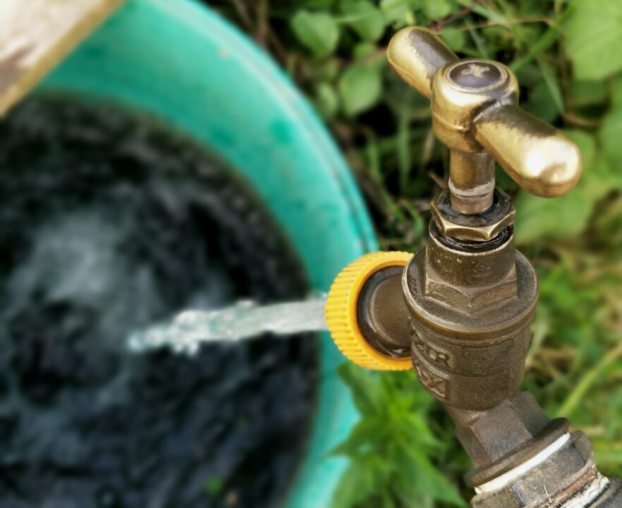 Regenton met water, pixabay