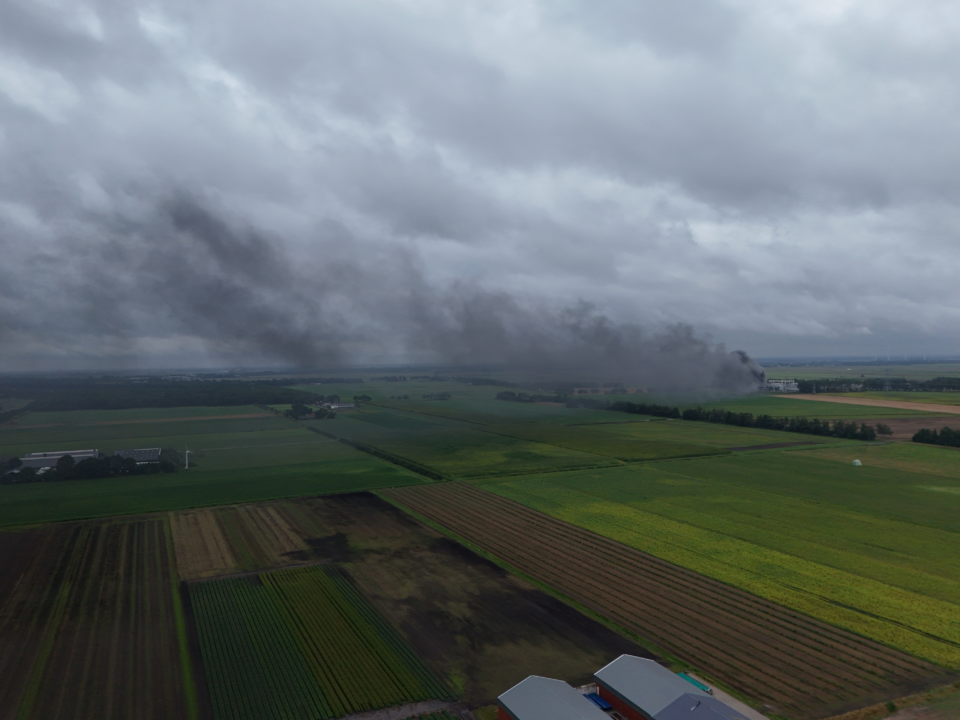 Brand hoogspanningsstation Meeden. Aanvoer bluswater