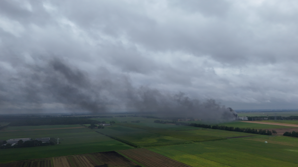 Brand hoogspanningsstation Meeden. Aanvoer bluswater