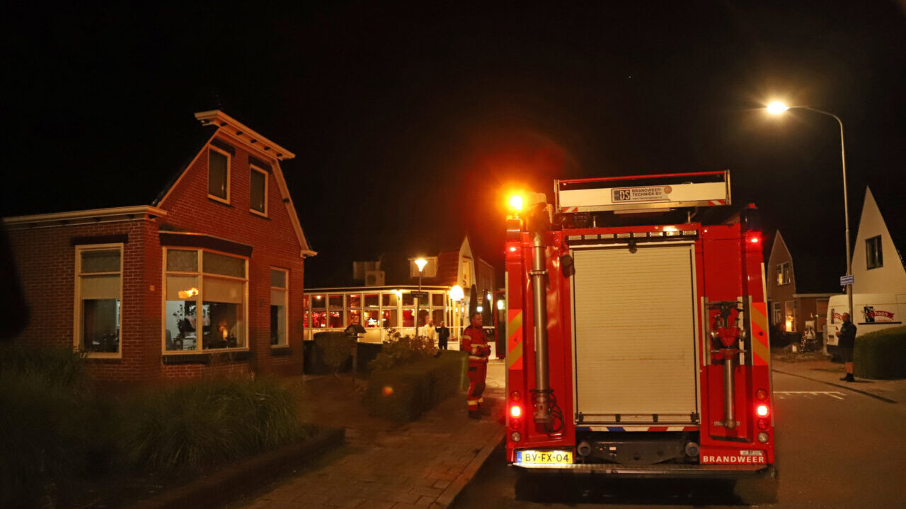 Brandweer nacontrole Burgemeester van Roijenstraat Hoogezand