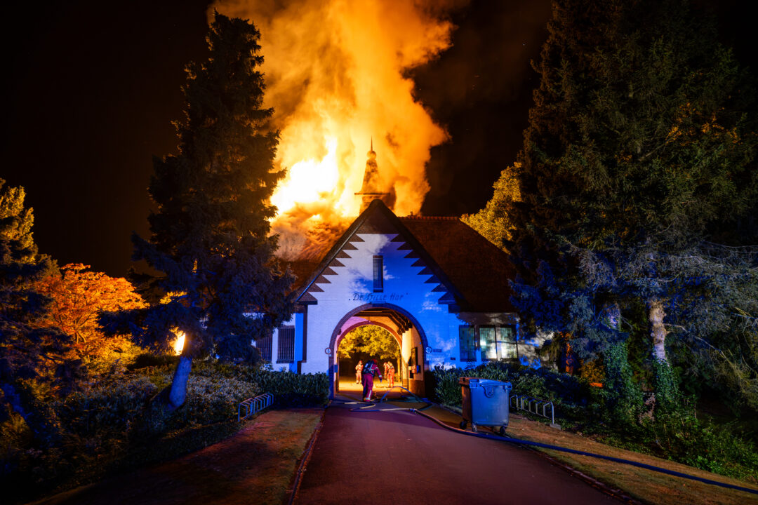 Brand poort Stille Hof Hoogezand