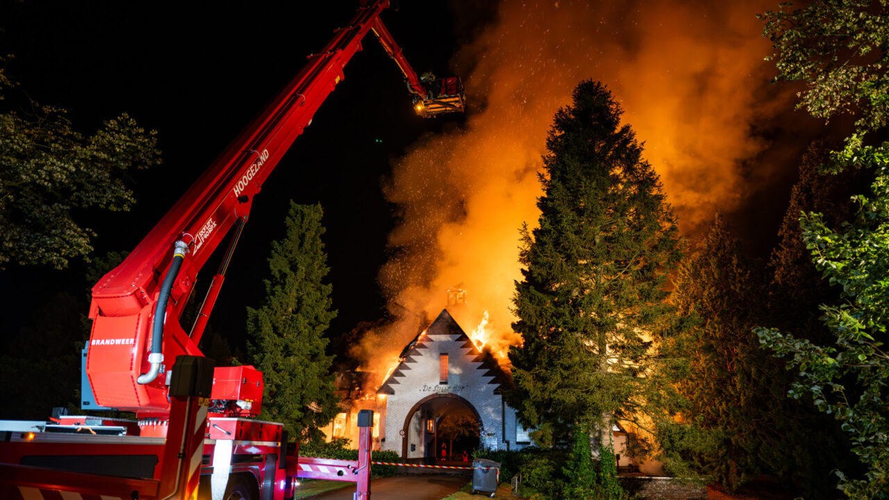 Brand poort Stille Hof Hoogezand