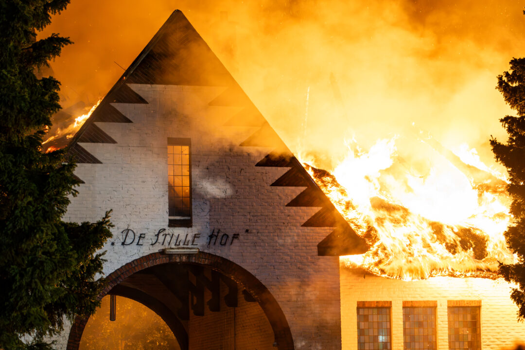 Brand poort Stille Hof Hoogezand
