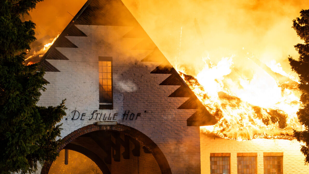 Brand poort Stille Hof Hoogezand