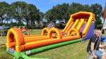 Springkussens en water bij spelweek