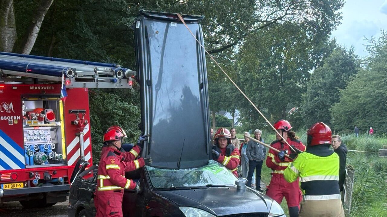 Brandweeroefening Tjuchem