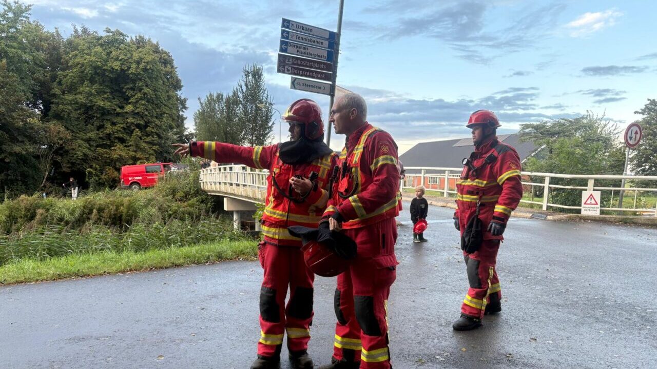 Brandweeroefening Tjuchem