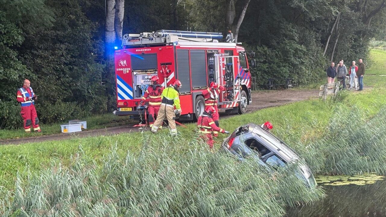 Brandweeroefening Tjuchem