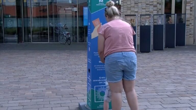 Zonnebrandpaal Huis van cultuur en Bestuur