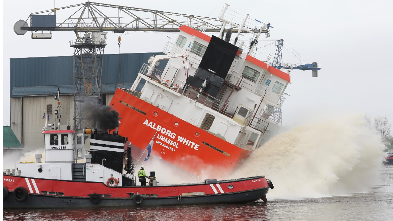 tewaterlating Bodewes Hoogezand, Winnende foto gemeentegids, foto Beno Munneke